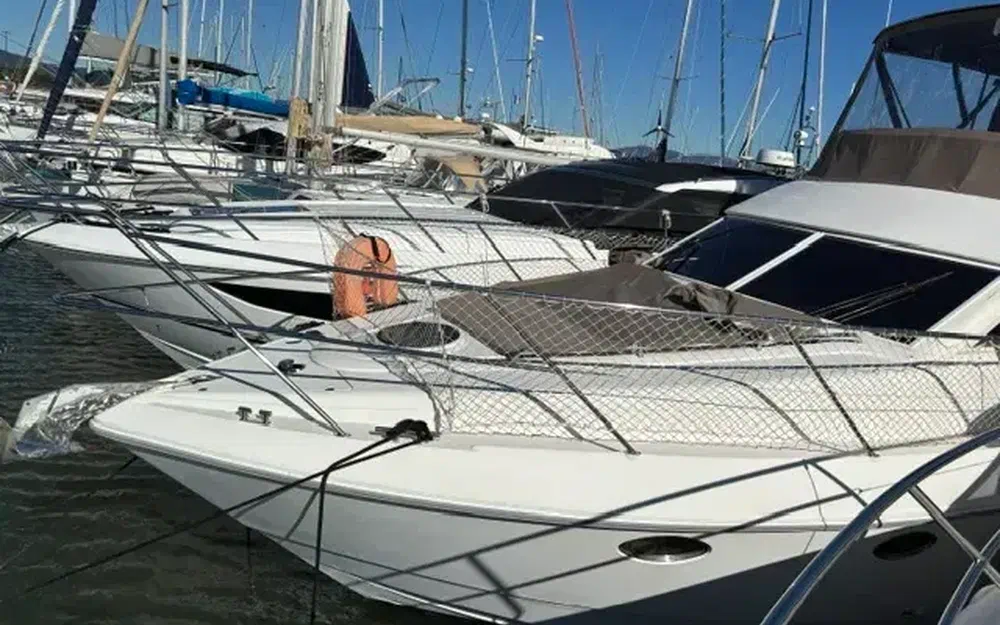 slider 1 Fairline Phantom 38
