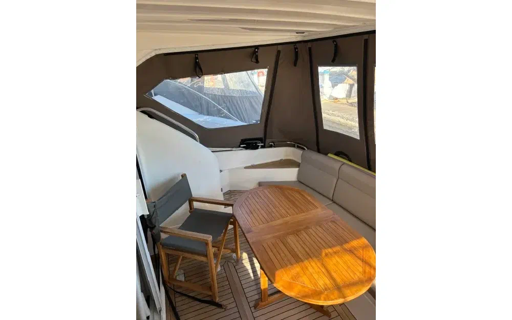 slider 4 Fairline Phantom 38
