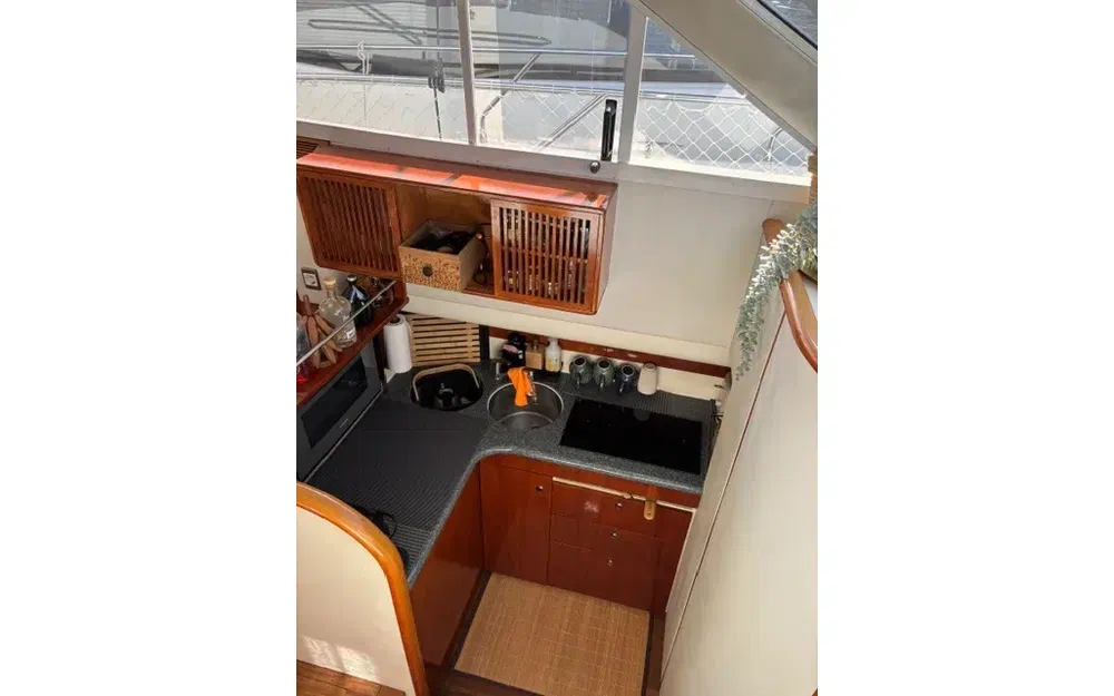 slider 6 Fairline Phantom 38