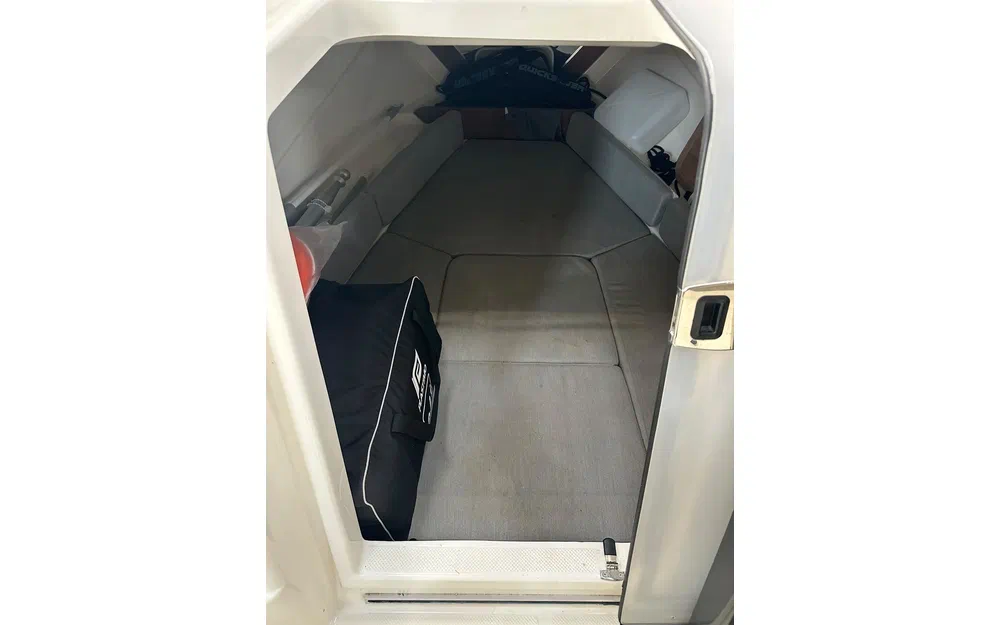 slider 17 Quicksilver Activ 755 Sundeck