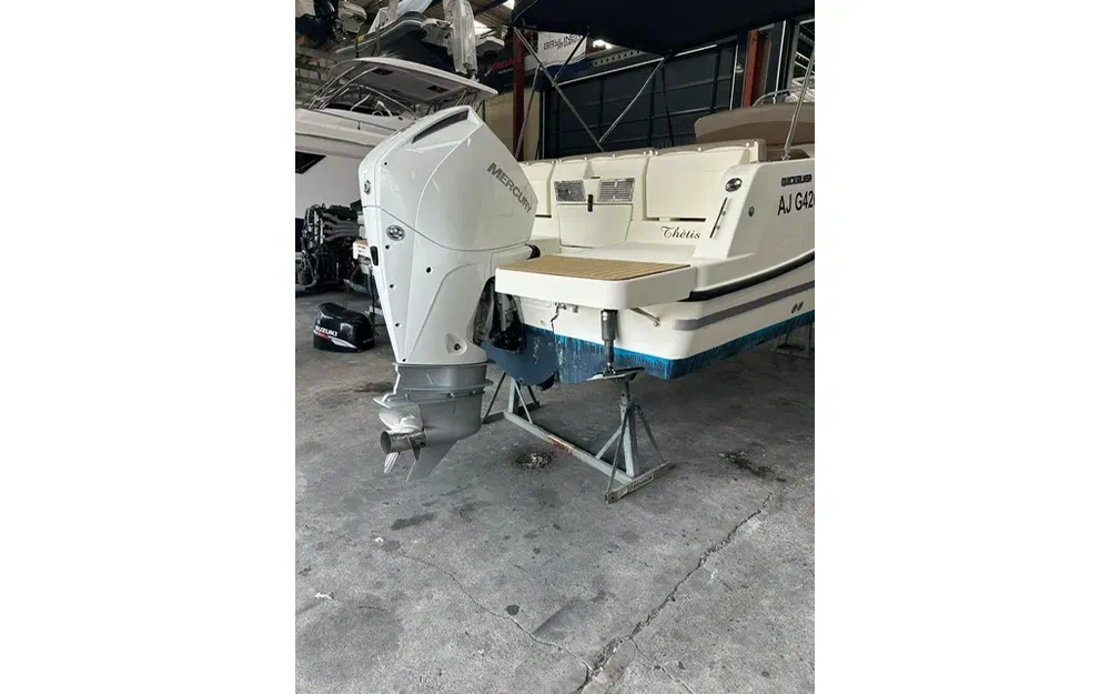 slider 20 Quicksilver Activ 755 Sundeck