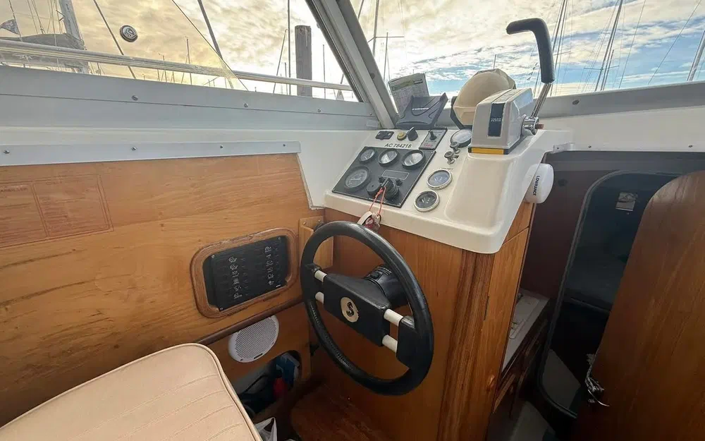 slider 12 Beneteau Antares 800