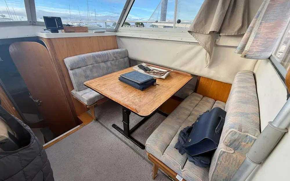 slider 16 Beneteau Antares 800
