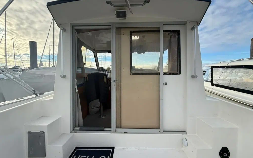 slider 6 Beneteau Antares 800