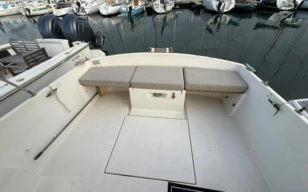 slider 8 Beneteau Antares 800