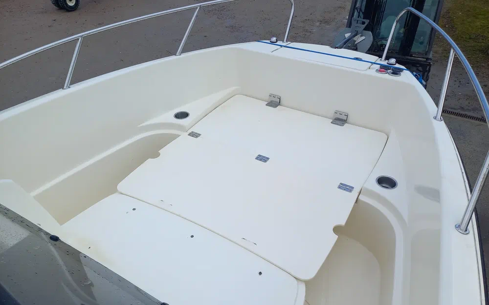 slider 12 Quicksilver Activ 675 Open