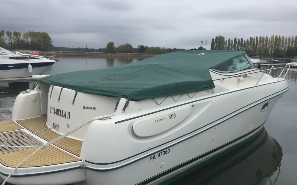 slider 1 Jeanneau Leader 805