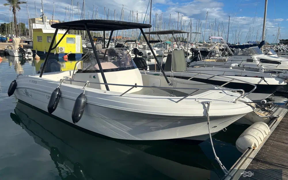 slider 0 Pacific Craft 670 Open