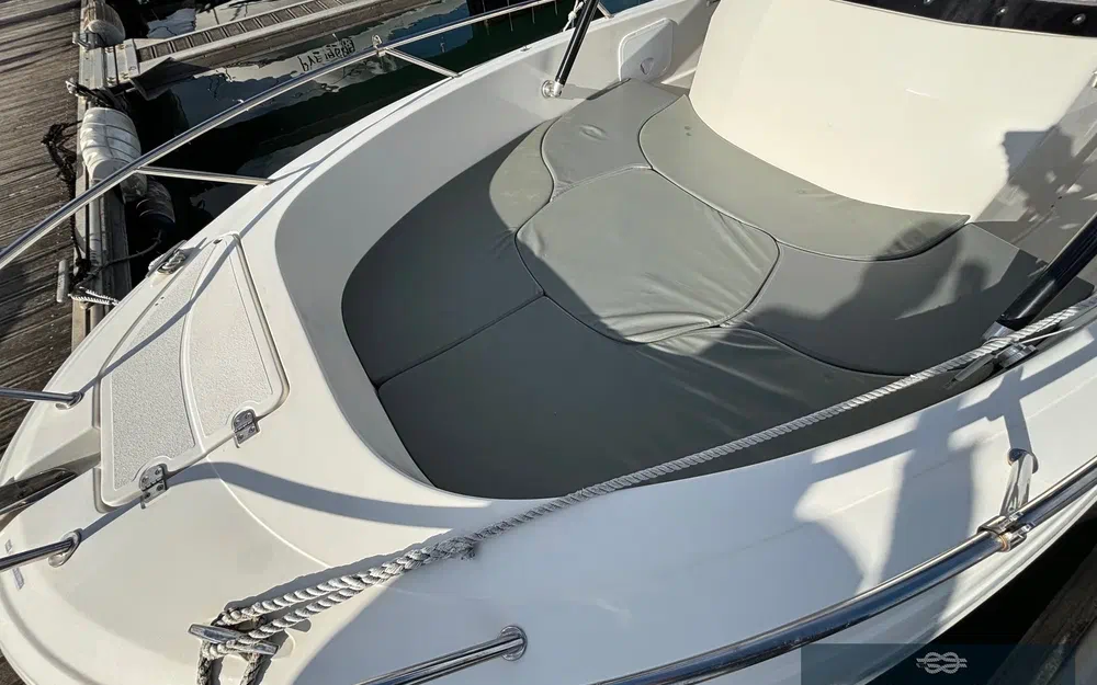 slider 14 Pacific Craft 670 Open