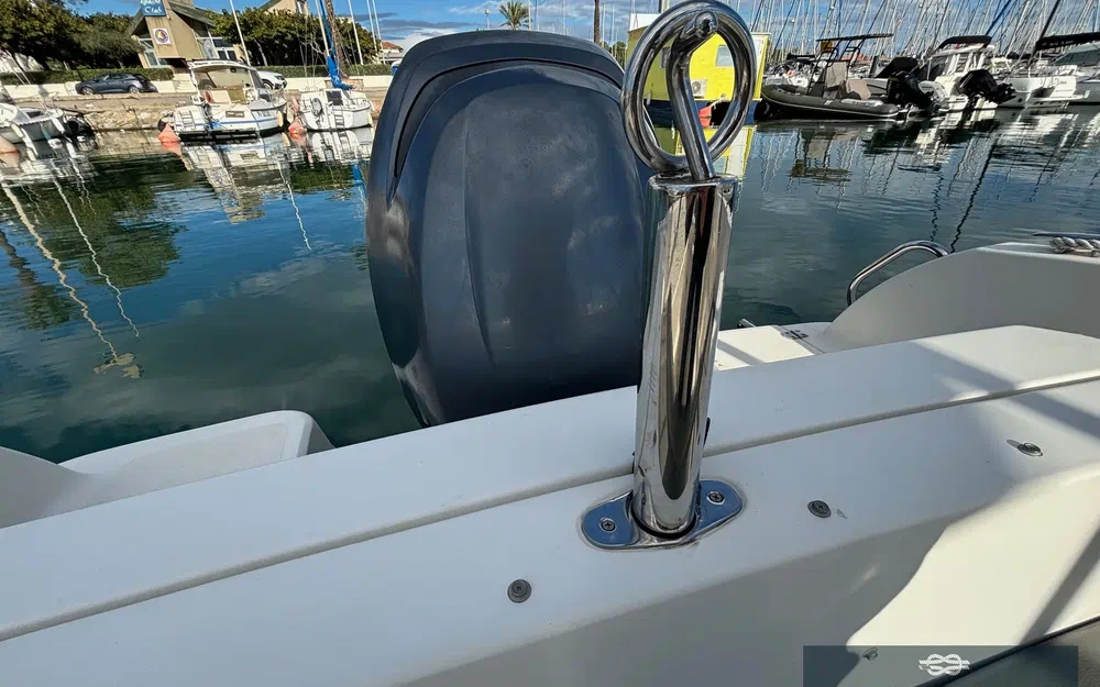slider 25 Pacific Craft 670 Open