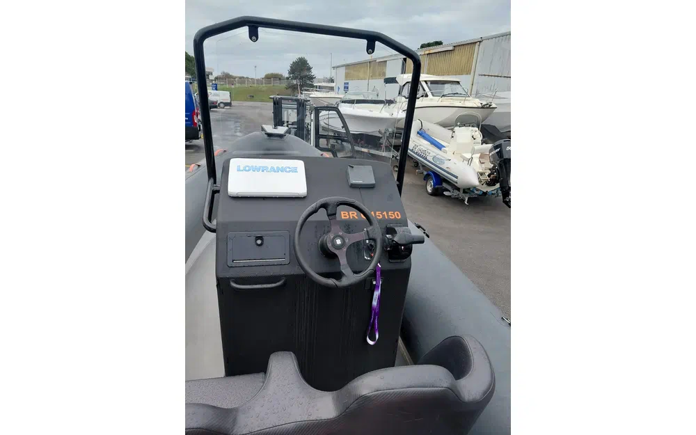 slider 5 Highfield Patrol 700