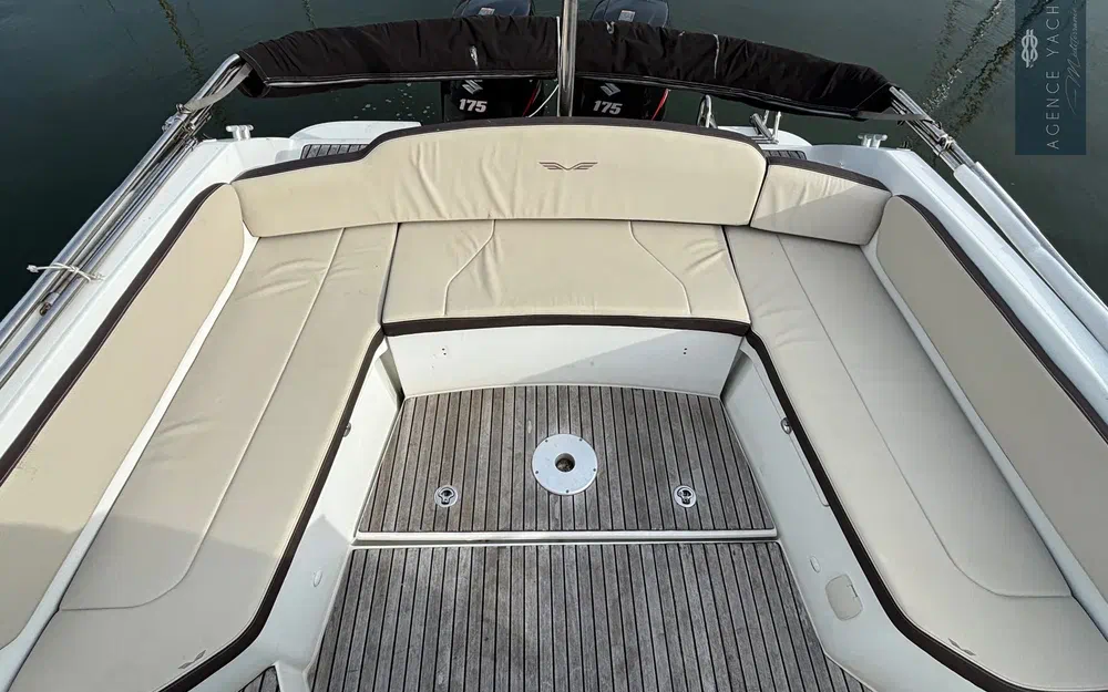 slider 15 Beneteau Flyer 850 Sun Deck