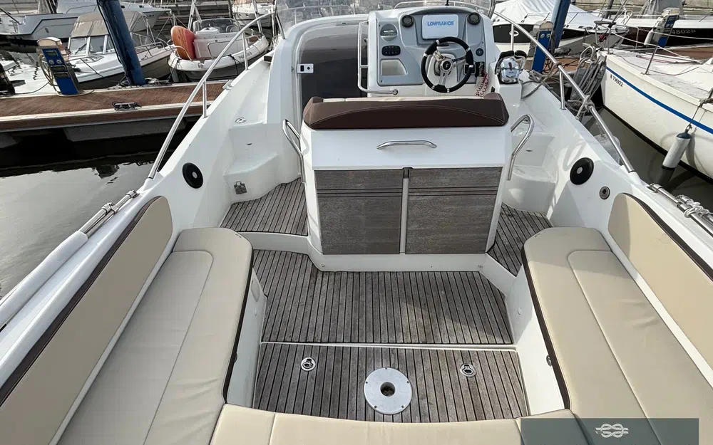 slider 17 Beneteau Flyer 850 Sun Deck