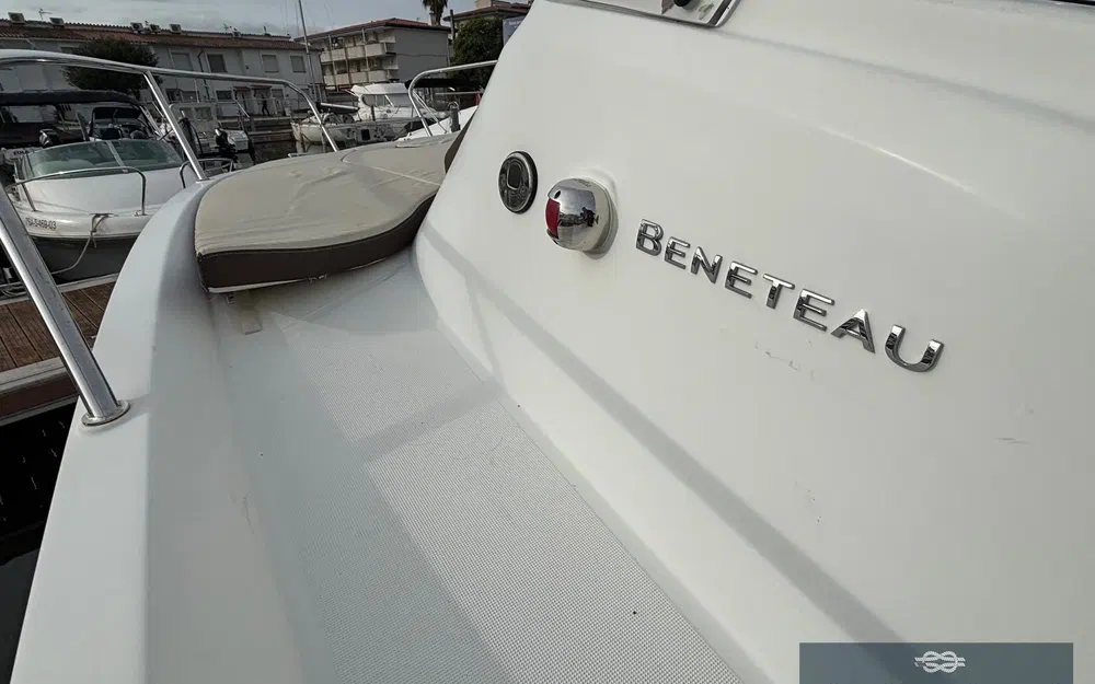 slider 20 Beneteau Flyer 850 Sun Deck