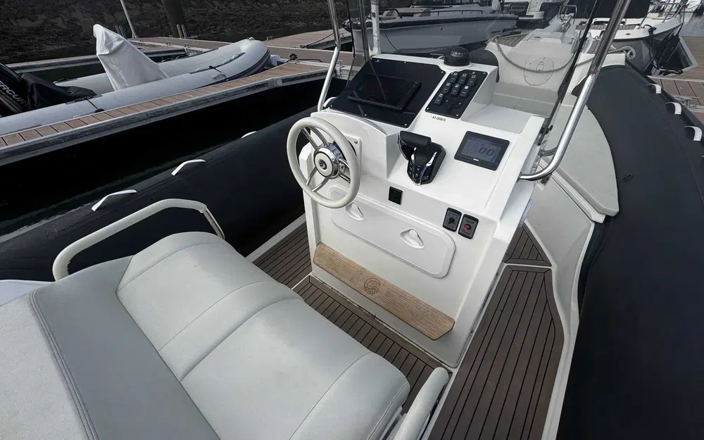slider 7 Capelli Tempest 775