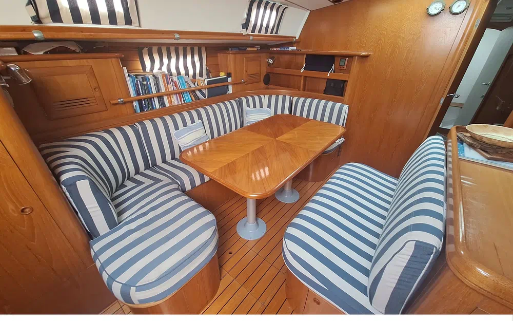 slider 14 Beneteau 50