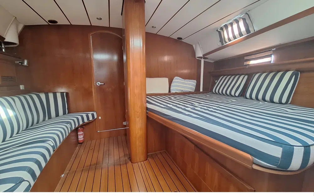 slider 16 Beneteau 50