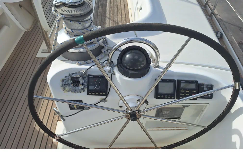 slider 8 Beneteau 50