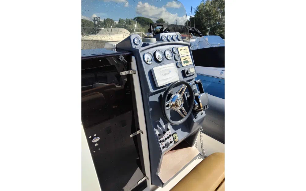 slider 23 Joker Boat Mainstream 33
