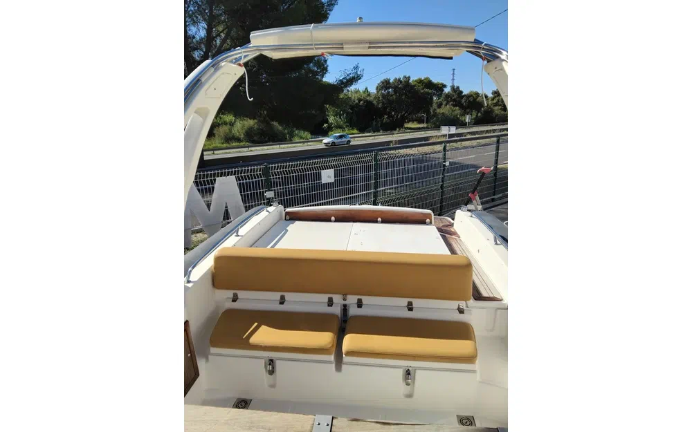 slider 8 Joker Boat Mainstream 33