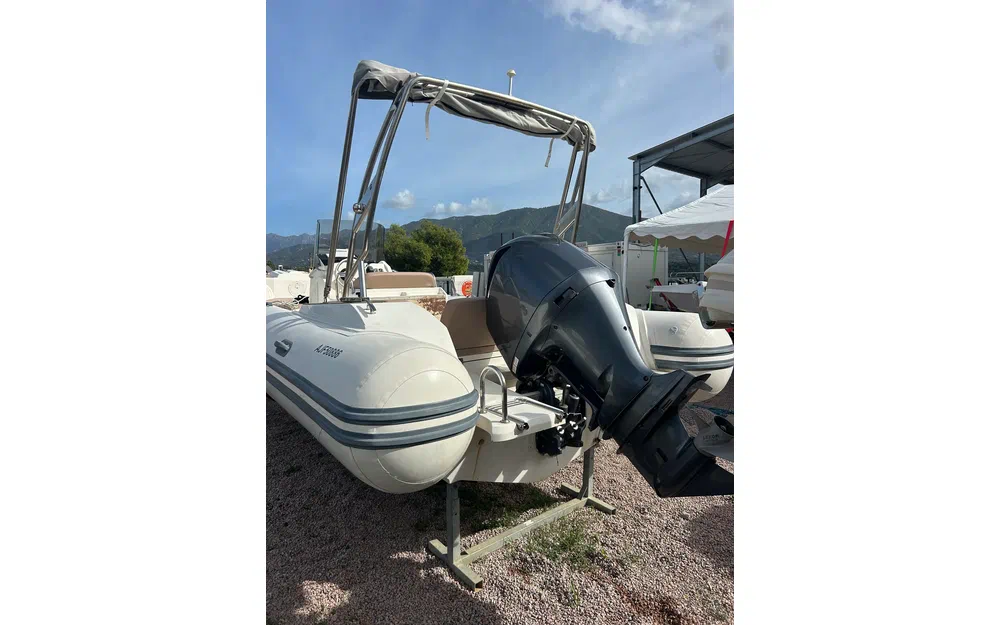 slider 20 Capelli Tempest 775