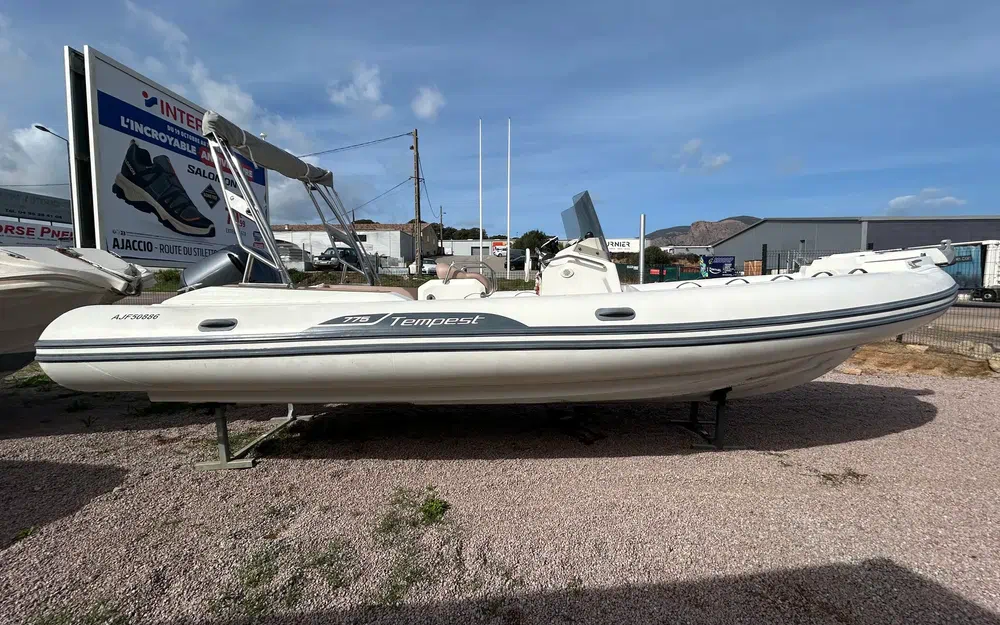 slider 18 Capelli Tempest 775