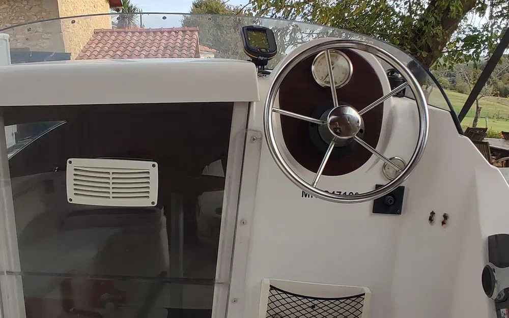 slider 3 Quicksilver Activ 470 Cabin