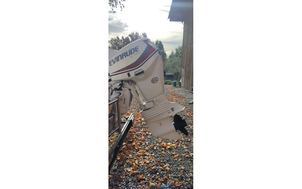 slider 8 Quicksilver Activ 470 Cabin