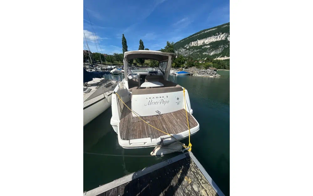 slider 2 Jeanneau Leader 8
