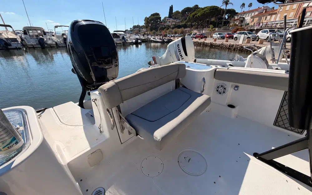 slider 16 Wellcraft Fisherman 242