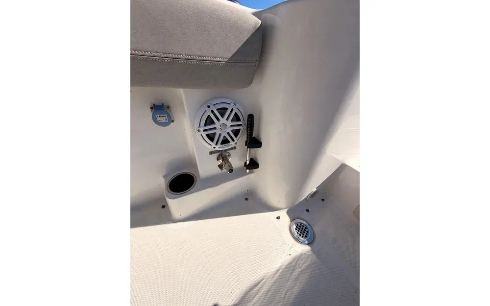 slider 24 Wellcraft Fisherman 242