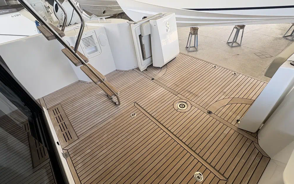 slider 9 Beneteau Swift Trawler 35