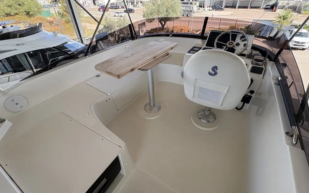 slider 16 Beneteau Swift Trawler 35