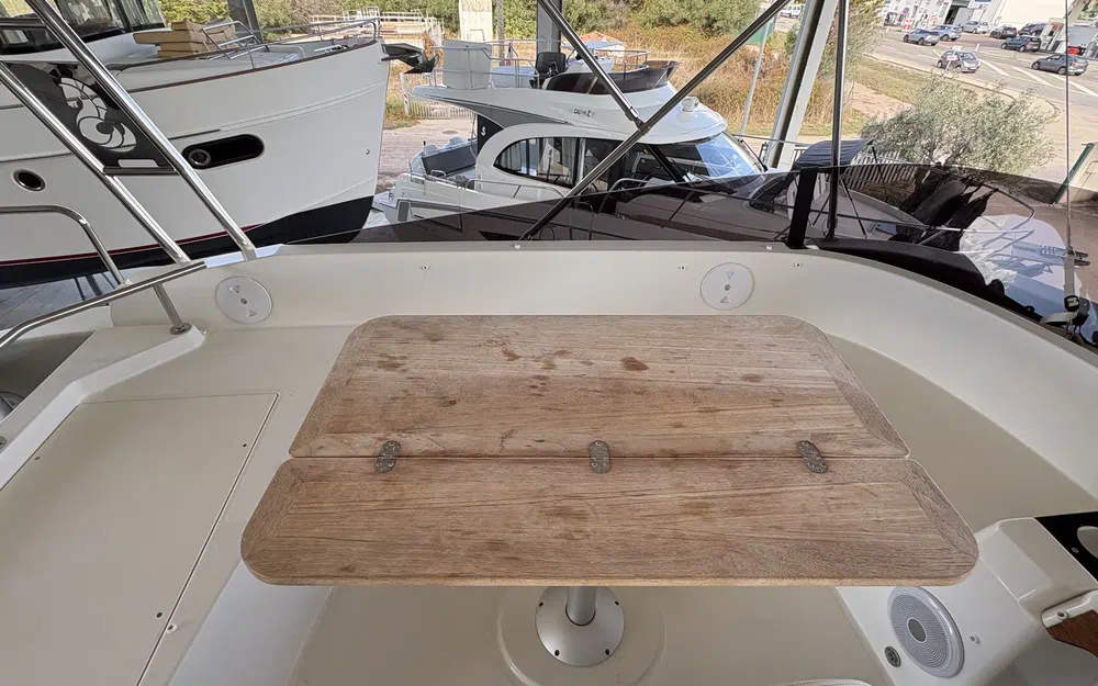slider 17 Beneteau Swift Trawler 35