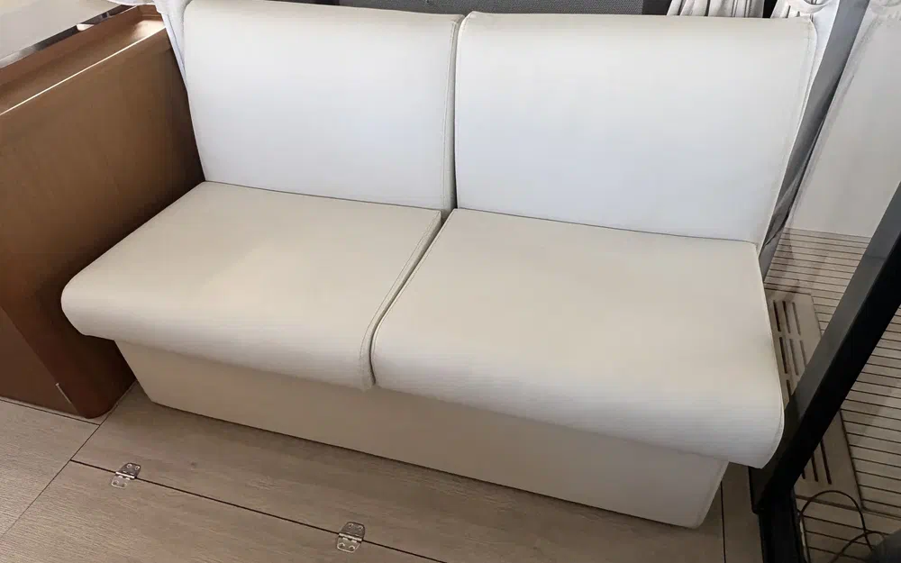 slider 19 Beneteau Swift Trawler 35