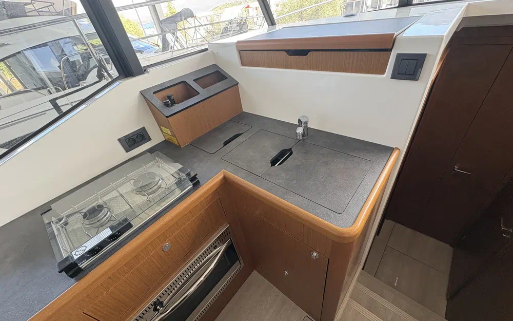 slider 22 Beneteau Swift Trawler 35
