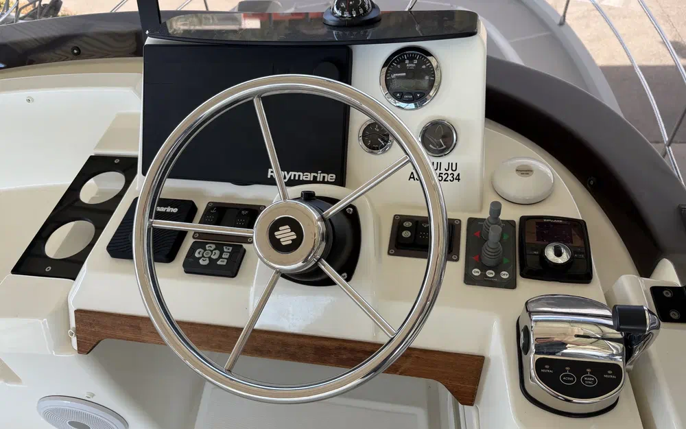 slider 25 Beneteau Swift Trawler 35