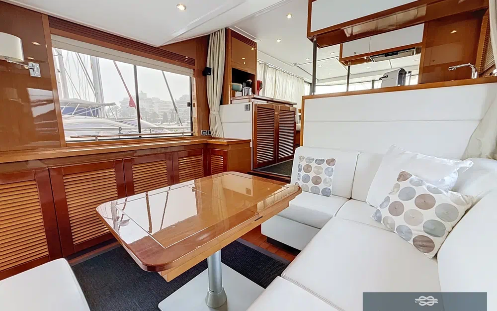 slider 9 Beneteau Swift Trawler 50