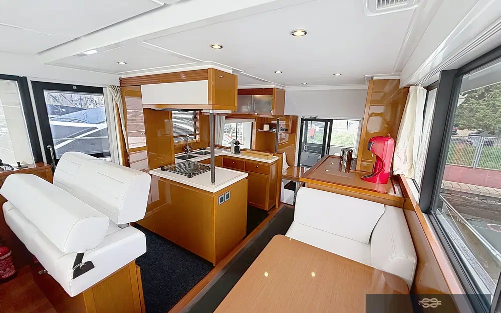 slider 17 Beneteau Swift Trawler 50