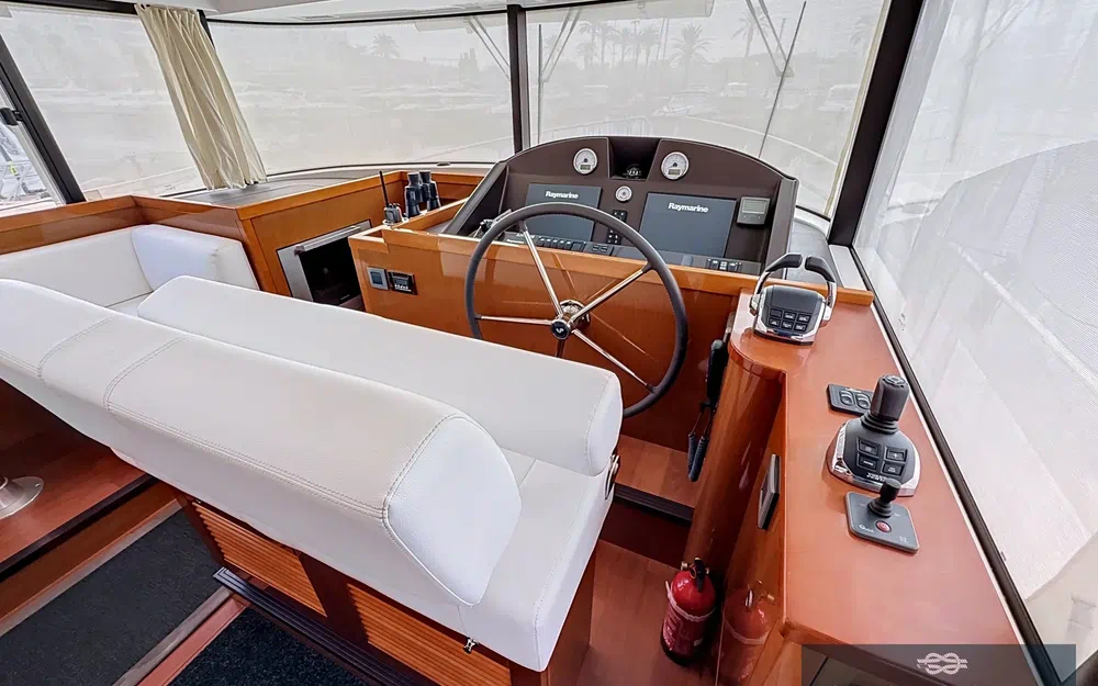 slider 19 Beneteau Swift Trawler 50