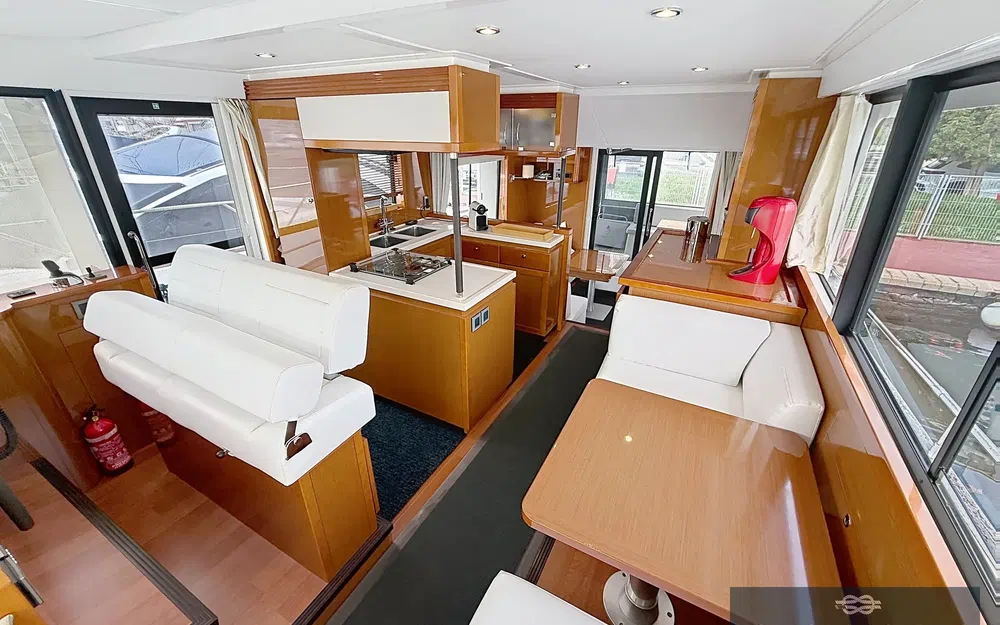 slider 24 Beneteau Swift Trawler 50