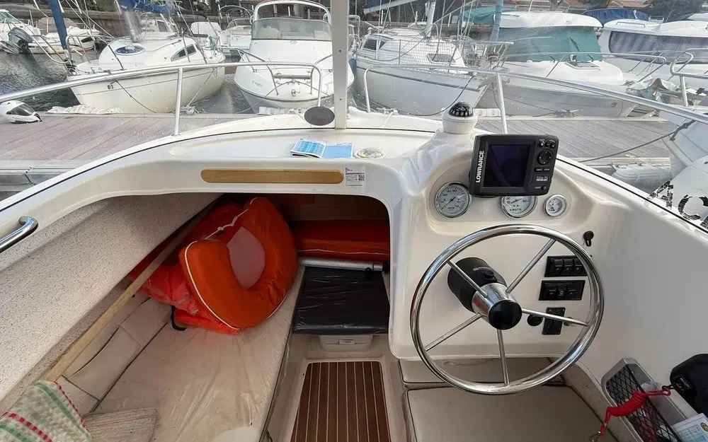 slider 14 Quicksilver 640 Pilothouse