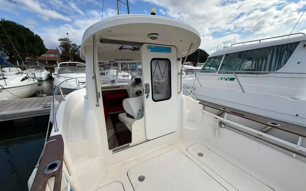 slider 6 Quicksilver 640 Pilothouse