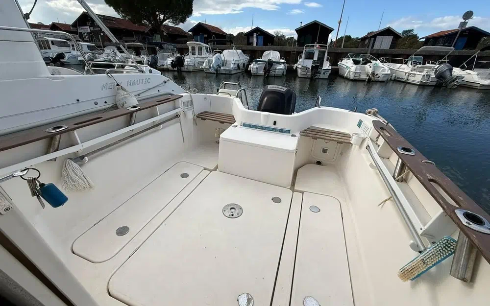 slider 5 Quicksilver 640 Pilothouse