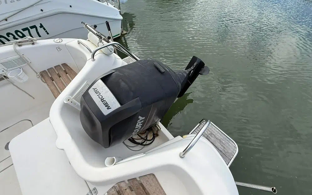 slider 16 Quicksilver 640 Pilothouse