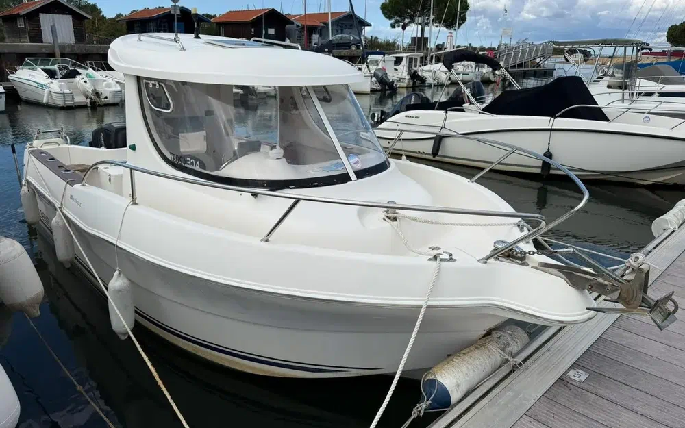 slider 1 Quicksilver 640 Pilothouse