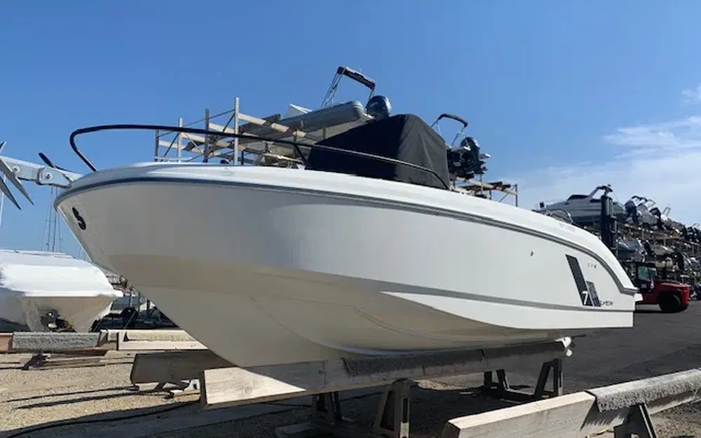 slider 2 Beneteau Flyer 7 SPACEdeck