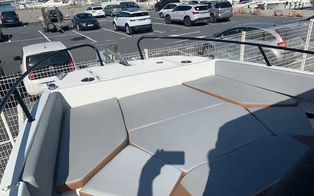 slider 4 Beneteau Flyer 7 SPACEdeck