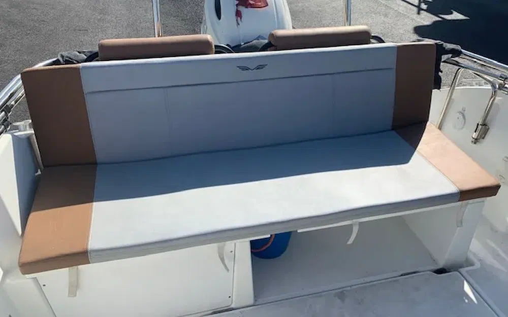 slider 7 Beneteau Flyer 7 SPACEdeck
