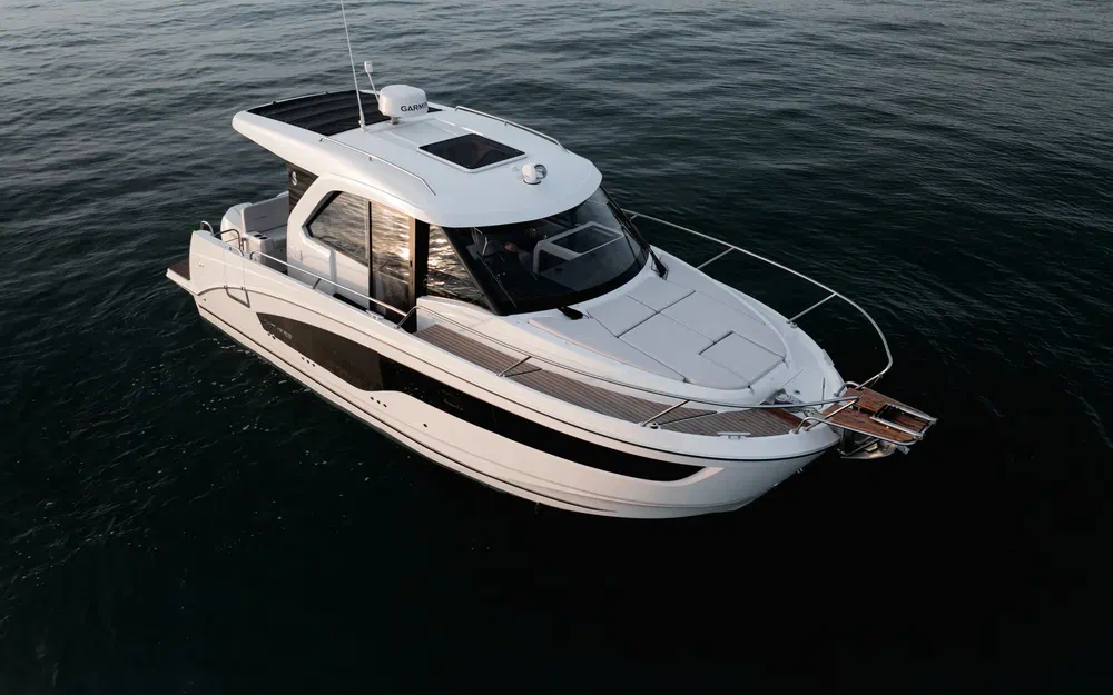 slider 2 Beneteau Antares 9 OB Antares 9 V2